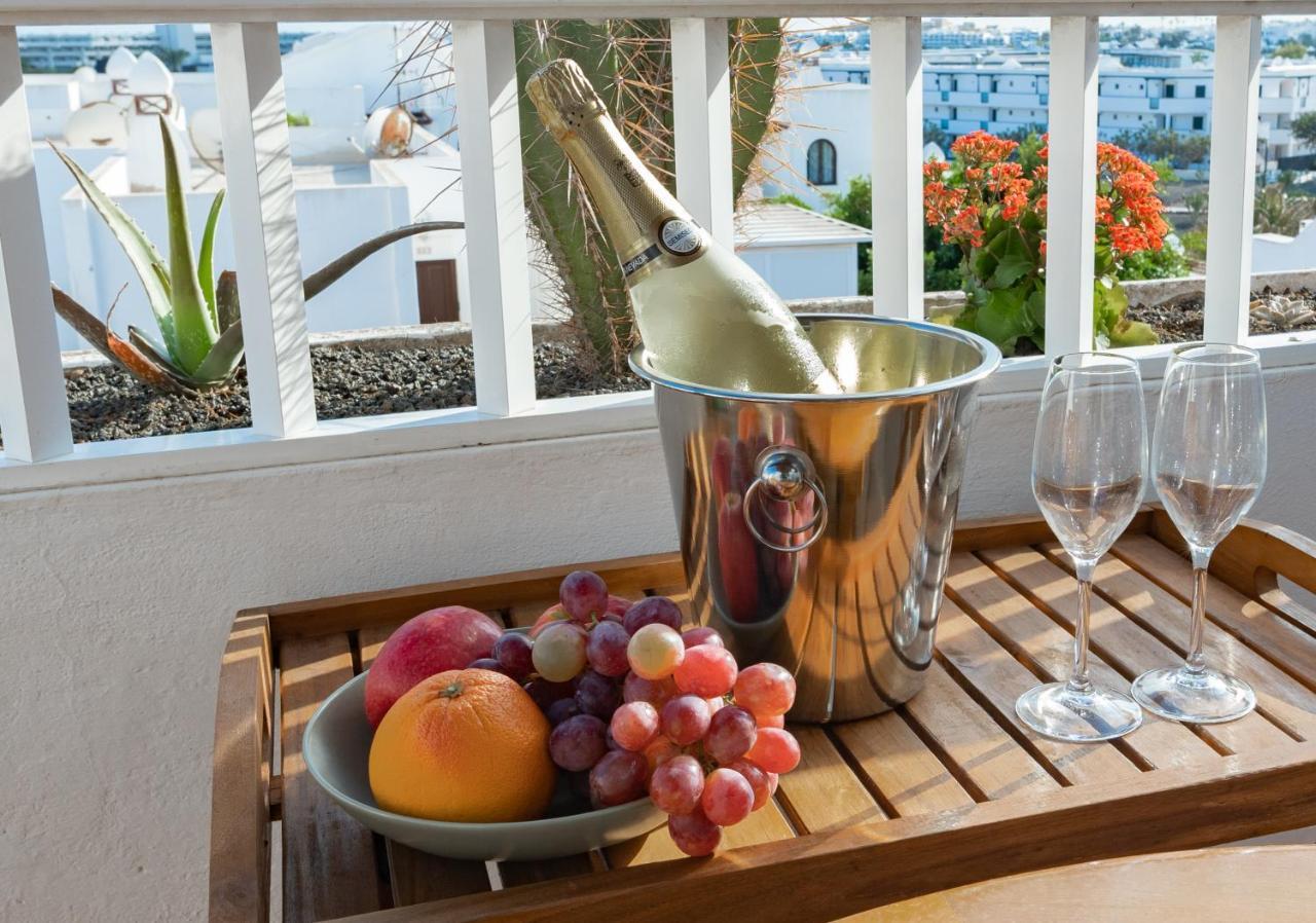 Bliss -Panoramic Views- Apartman Costa Teguise Kültér fotó